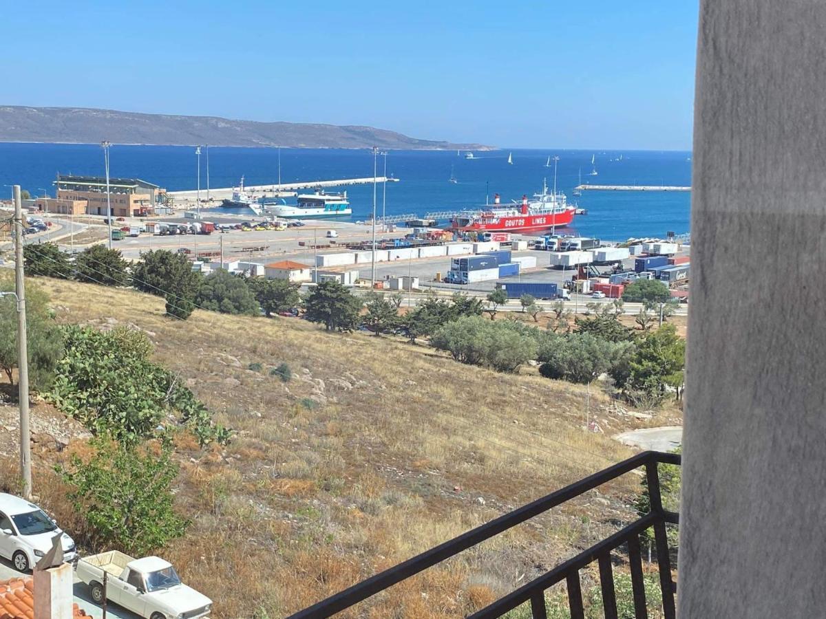 شقة Lavrio 1Bdr Penthouse 7 Min On Foot From The Port المظهر الخارجي الصورة
