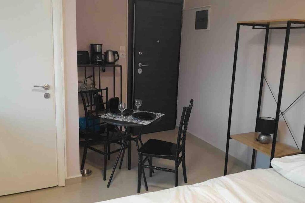 شقة Lavrio 1Bdr Penthouse 7 Min On Foot From The Port المظهر الخارجي الصورة